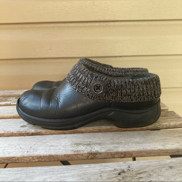 Dansko Professional Womens Black Slip On Leather Clog Shoes Size 38 Winter - Picture 2 of 10